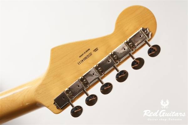 MADE IN JAPAN Traditional II 60s Stratocaster - 3Tone Sunburst